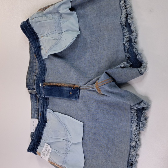 New Lane Bryant Signature Fit Midi Short Mid-Rise Flex Magic Waistband Size 22 - Picture 12 of 13